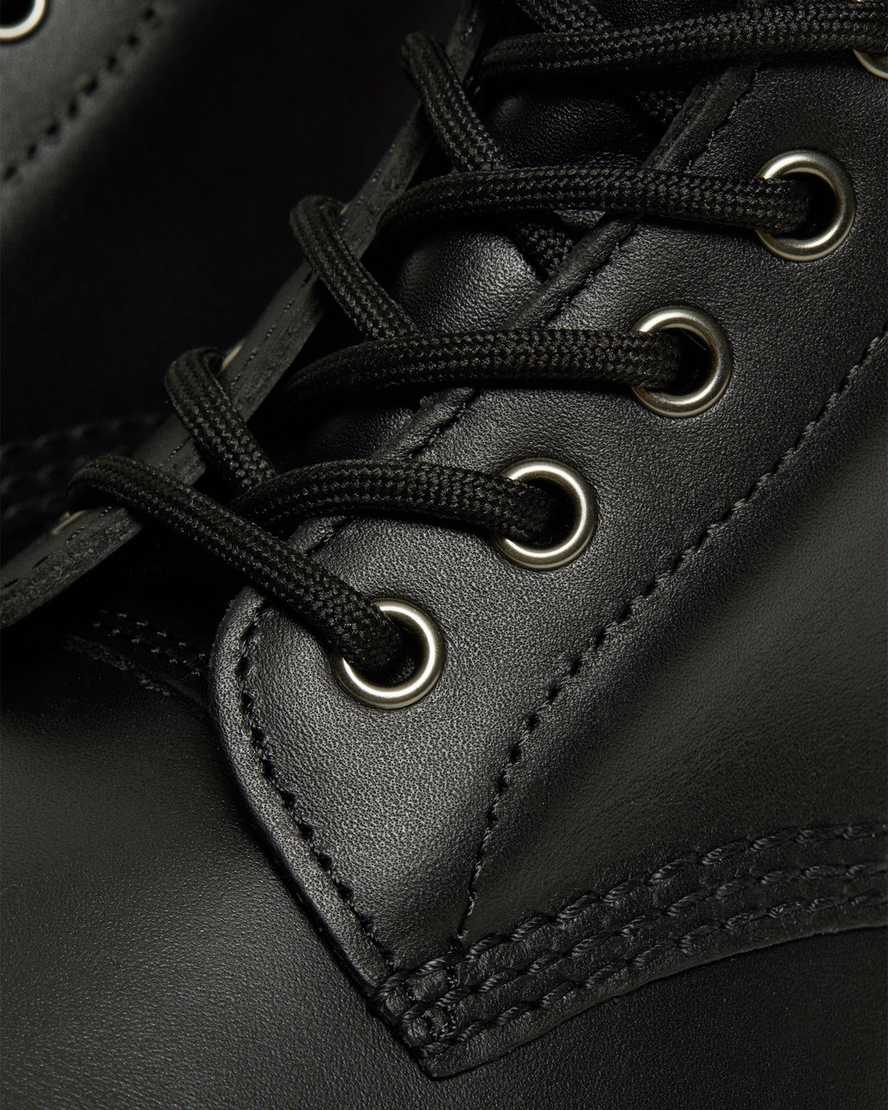 1460 Nappa Dr. Martens