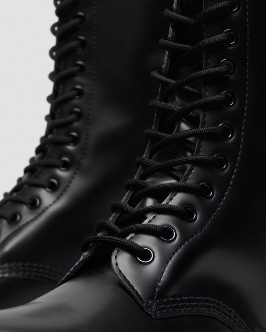 1914 Smooth Dr. Martens
