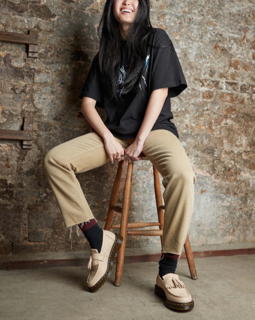 Dr martens deals adrian virginia